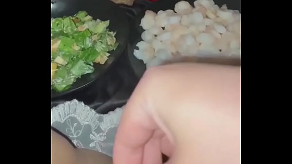 Gadis Muslim Ngecol Sambil Mainin Makanan Panas-salju Arab Di La-colmek Parah Sampai Banjir