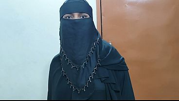 Video Rumahan Indian Master Dan Istri Cantik Berhijab Ngentot Keras Sampai Puas