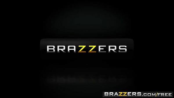 Brazzers Exxtra – (casey Calvert) – Pantat Logam Padat, Kontol Hantu Yang Menggoda