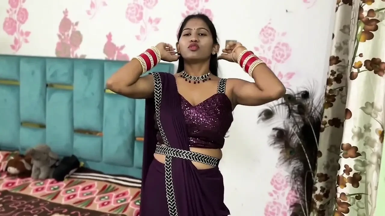 Indian Hot Desi Bhabhi Ke Sath Nahaya Aur Chudai Ki