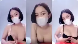 Desti Rambut Pendek, Remes Dalem Tete Gede Sampe Muncrat.