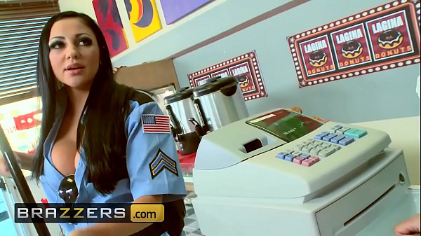 Payudara Besar Di Seragam – (audrey Bitoni, Honey White, Johnny Sins) – Boston Cream – Brazzers