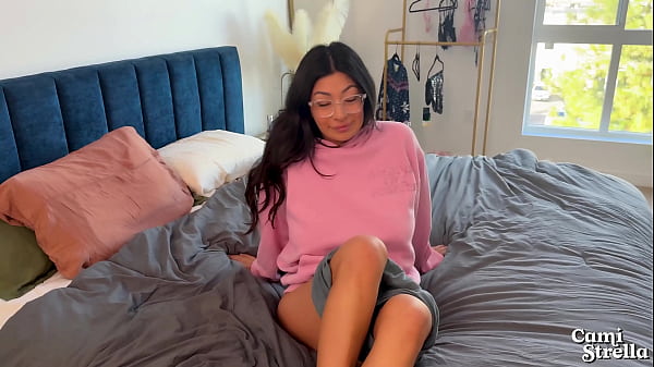 Gila! Celana Dalem Gue?! Si Step Sis Montok Betina Latin Muncratin Kontol Gue – Cami Strella X Lev Lieben
