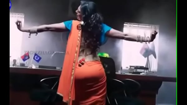 Desi Pantat Gede Di Balik Saree, Bikin Ngiler