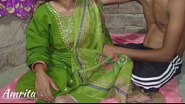 Sialan, Ngaceng Banget Liat Kakak Ipar Desi India Sama Adik Ipar Lagi Ngewe Panas-panasan