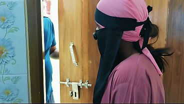 Step-sis Temen Kuliah Hijab Hot Digebuk Di Kamar.