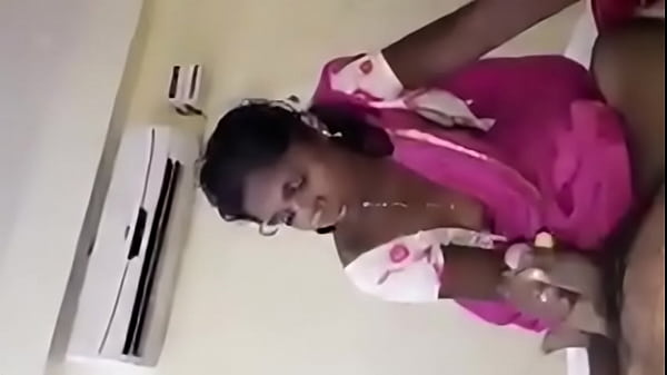 Desi Tante Lagi Ngeblowjob Panas Bikin Makin Greget