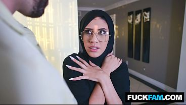 Hijabis Celah Keperawanan Malaikat Del Rey, Siap Dihajar Kencang