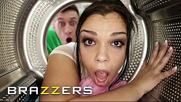 Brandal – Para Bintang Besar Brazzers Kejebak Situasi Mengerikan, Berujung Ngentot Sadis Di Kompilasi Ini