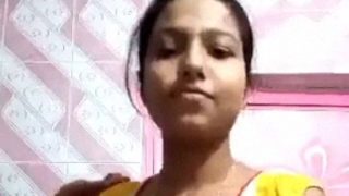 Bangladeshi Cewek Horny Lagi Pamer Telanjang – Shopnohin
