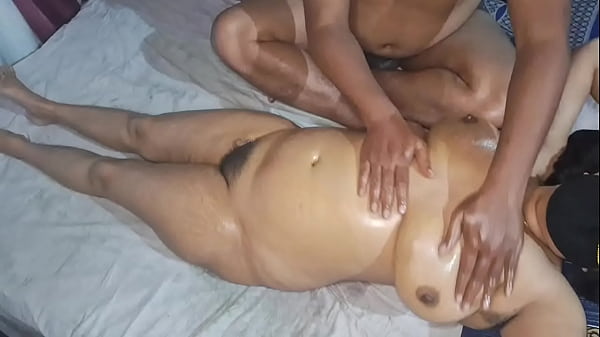 Bhabhi India Montok Lagi Full Bugil Dipijit Nikmat Sampe Muncrat