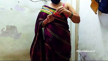 Bhabhi India Hot Banget Pake Saree, Siap Digebukin Sampe Mampus.