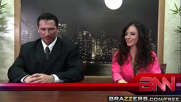 Ngentot Di Kantor Berita, Tembak Berita Sambil Coli Bareng Ariella Ferrera, Nikki Sexx Dan John Str
