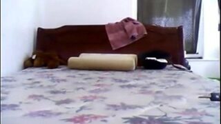 Video Mesum Tamil, Pelacur Seksi Digenjot Pelanggannya Sampai Meraung.
